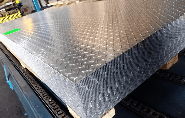 6061 ANTIDERRAPANTE 1/4"x4x10 Placa de Aluminio Antiderrapante Naval 6061-T6 de 1/4" x 4' x 10' MARINOS DEL GOLFO